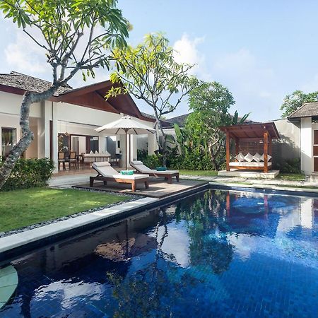 Ghana Villa Seminyak By Pramana Villas エクステリア 写真