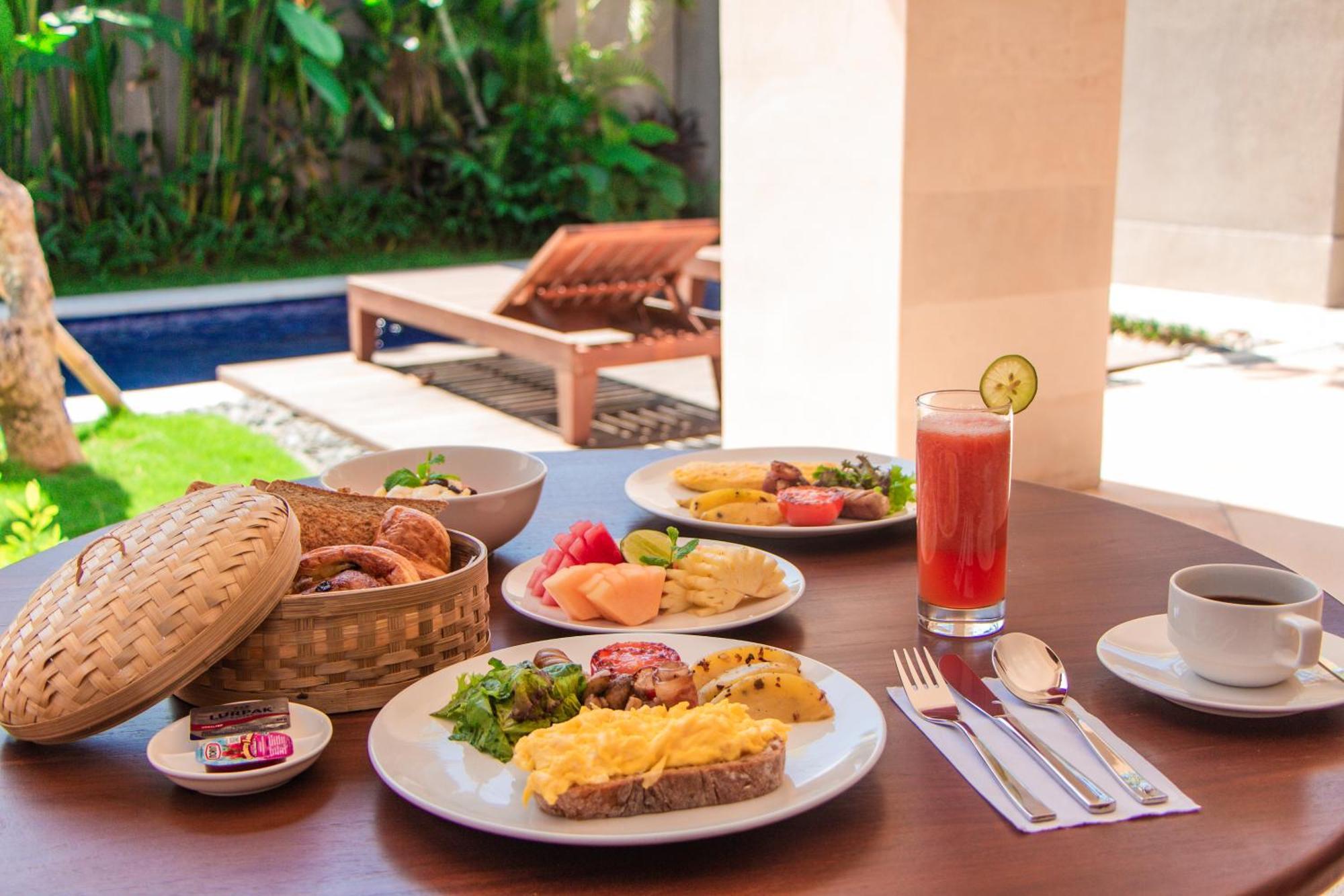 Ghana Villa Seminyak By Pramana Villas エクステリア 写真